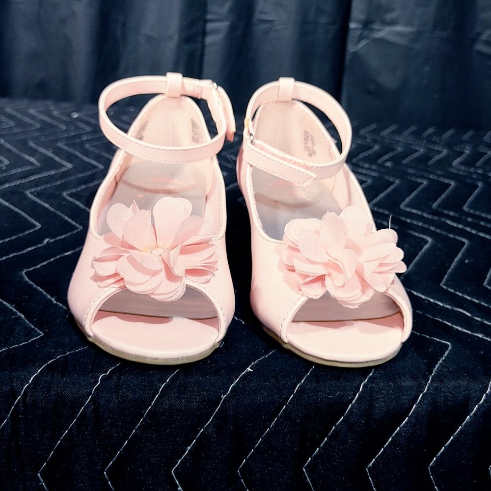Dress shoes